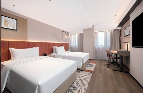 Luohu Hotel | Hilton Garden Inn Shenzhen Luohu Port