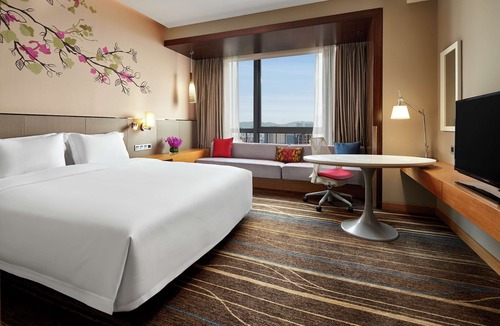 Shajing Hotel | Hilton Garden Inn Shenzhen Bao'an