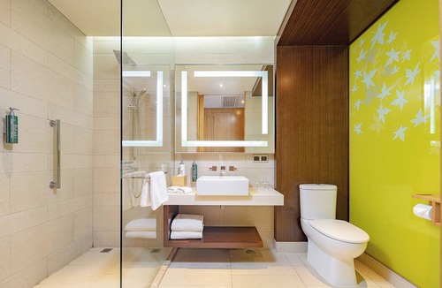 Shajing Hotel | Hilton Garden Inn Shenzhen Bao'an
