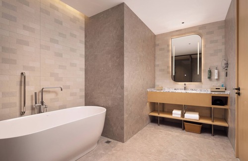 Ningjiang District Hotel | Hilton Garden Inn Songyuan Ningjiang