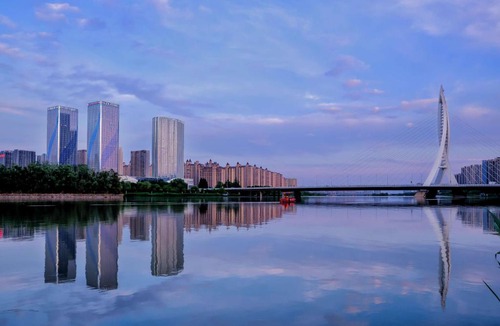 Xiaodian Qu Hotel | Hilton Garden Inn Taiyuan Binhe
