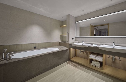 Qiaodong District Hotel | Hilton Garden Inn Xingtai Xiangdu District