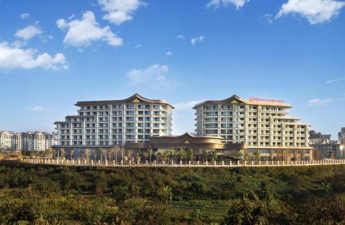 Jinghong Hotel | Hilton Garden Inn Xishuangbanna Railway Station