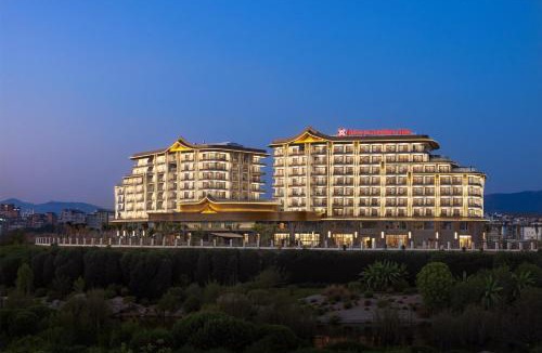 Jinghong Hotel | Hilton Garden Inn Xishuangbanna Railway Station