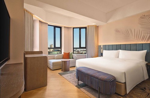 Zhanqian District Hotel | Hilton Garden Inn Yingkou Zhanqian
