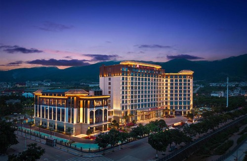 Yuxi Hotel | Hilton Garden Inn Yuxi Xinping