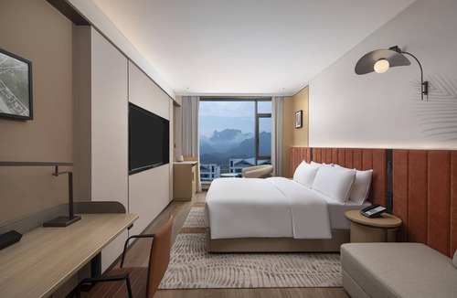 Yongding Hotel | Hilton Garden Inn Zhangjiajie Tianmen Mountain