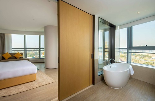 Tanweijiao Hotel | Hilton Garden Inn Zhuhai Hengqin Sumlodol Park