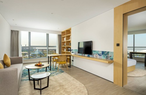 Tanweijiao Hotel | Hilton Garden Inn Zhuhai Hengqin Sumlodol Park