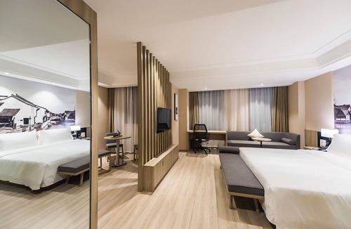 Zhuji Hotel | Hilton Garden Inn Zhuji East