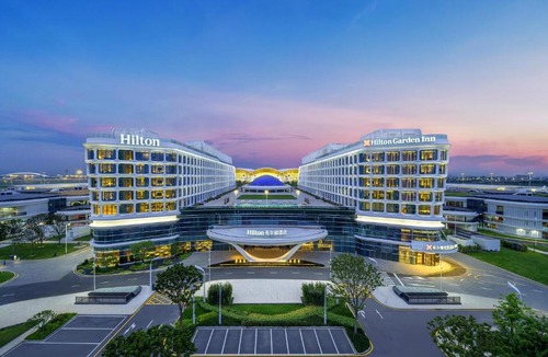Huadu Hotel | Hilton Guangzhou Baiyun Airport Terminal 3