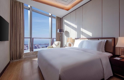 Long Hua Hotel | Hilton Haikou