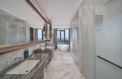 Jiashan Hotel | Hilton Jiashan