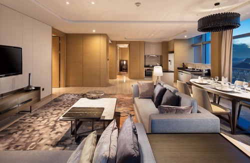 Shizhong Hotel | Hilton Jinan South Hotel & Residences