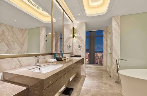 Tuanjie Xincun Subdistrict Hotel | Hilton Lanzhou City Center