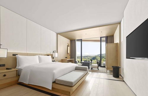 Yu Hua Tai Resort | Hilton Nanjing Niushoushan