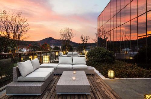 Yinzhou Resort | Hilton Ningbo Dongqian Lake