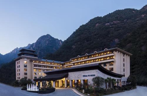 Baxiandong Resort | Hilton Sanqingshan Resort