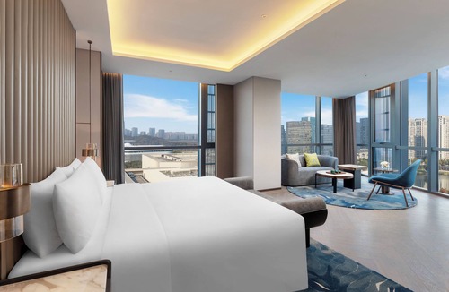Yuecheng Hotel | Hilton Shaoxing Hotel And Residences