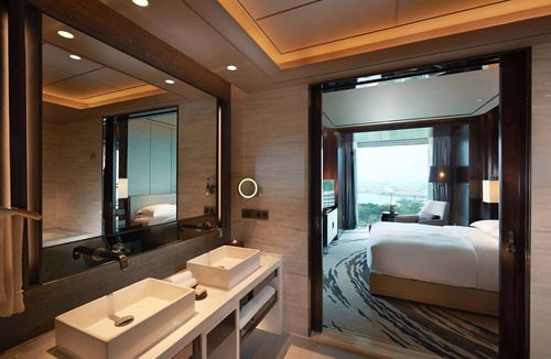 Shekou Hotel | Hilton Shenzhen Shekou Nanhai