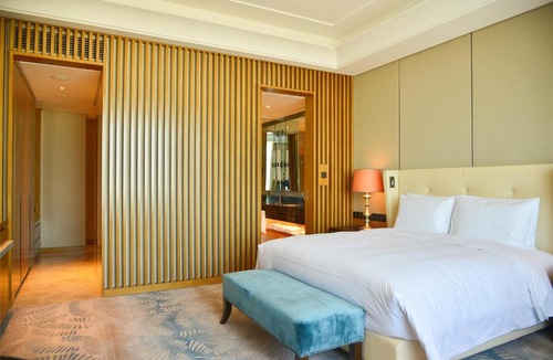 Urumqi Resort | Hilton Urumqi