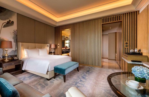 Urumqi Resort | Hilton Urumqi