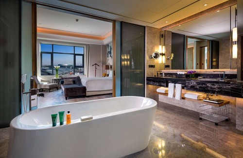 Urumqi Hotel | Hilton Urumqi