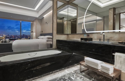 Yandu District Hotel | Hilton Yancheng