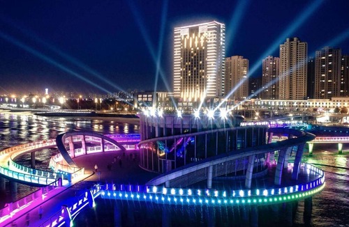Fushan Hotel | Hilton Yantai Golden Coast