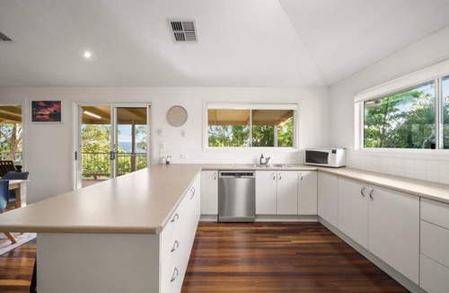 Ninderry House | Hinterland Tranquil Escape with Beautiful Views