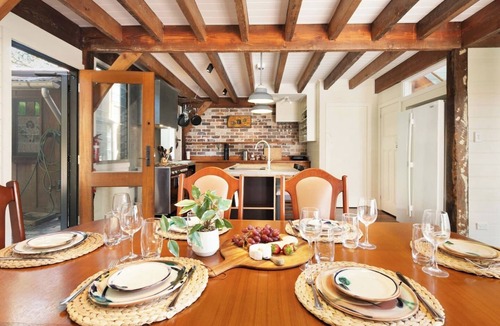 Erskineville House | Historic Inner-West Oasis Close to Newtown