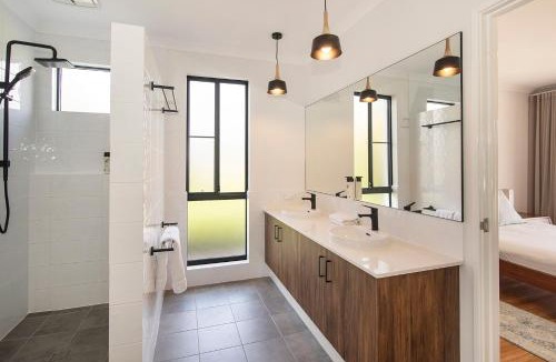 Wilyabrup House | HME Collection Sunset Dreaming