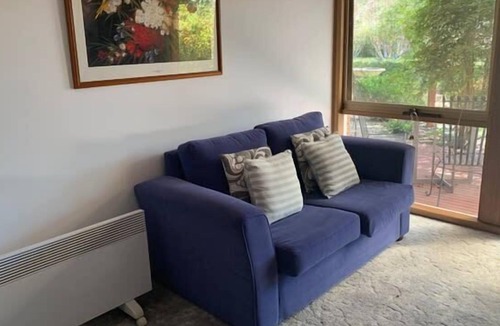 Woodend North House | Hobreid House country stay w garden - pets welcome