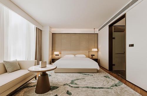 Hohhot Hotel | Hohhot East Railway Station Kaiyuan Mingting Hotel