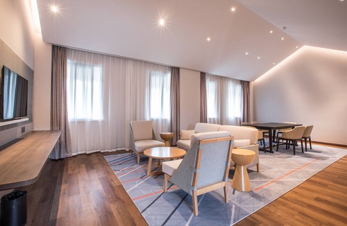 Qinglong County Bed & Breakfast | Holiday Inn Express Guizhou Qinglong by IHG