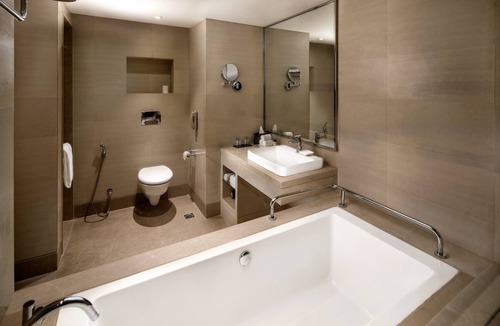 Sanjay Place Hotel | Holiday Inn Agra MG Road by IHG