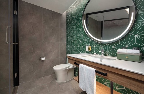 Yinhai Hotel | Holiday Inn Beihai Silver Beach by IHG