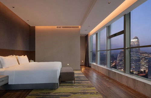 Wangjing Hotel | Holiday Inn Beijing Focus Square by IHG
