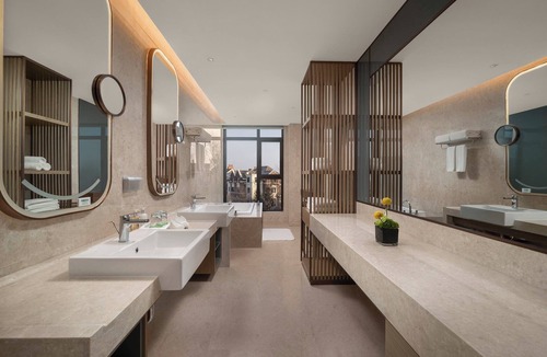 Chaoyang Hotel | Holiday Inn Changchun Jingyue by IHG