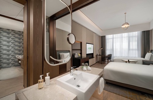 Chaoyang Hotel | Holiday Inn Changchun Jingyue by IHG