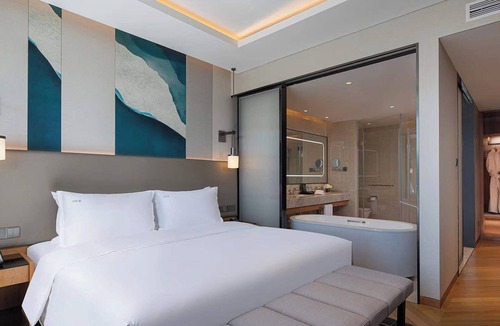 Shuangqiao District Hotel | Holiday Inn Chengde Park View by IHG