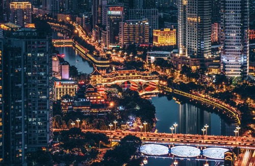 Hejiang Pavilion Hotel | Holiday Inn Chengdu Oriental Plaza - Chunxi Road& Taikoo Li