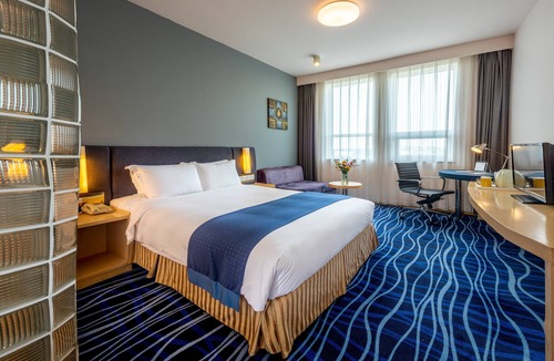 Dongli Hotel | Holiday Inn Express Airport Tianjin by IHG