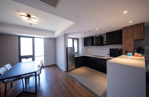 Shijingshan Hotel | Holiday Inn Express Beijing Shijingshan Lakeview by IHG