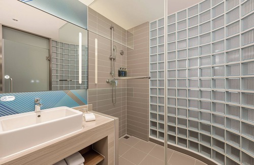 Chaoyang Hotel | Holiday Inn Express Beijing Airport Zone by IHG