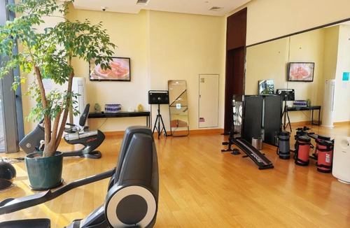Downtown Beijing Hotel | Holiday Inn Express Beijing Dongzhimen by IHG