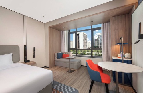 Tongliang District Hotel | Holiday Inn Express Chongqing Tongliang by IHG