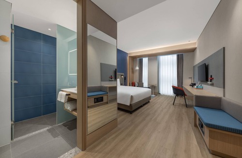 Nanguan Hotel | Holiday Inn Express Changchun Ecological Square by IHG