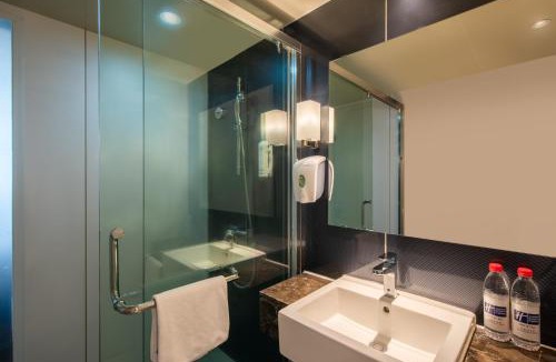 Songjianghe Hotel | Holiday Inn Express Changbaishan by IHG