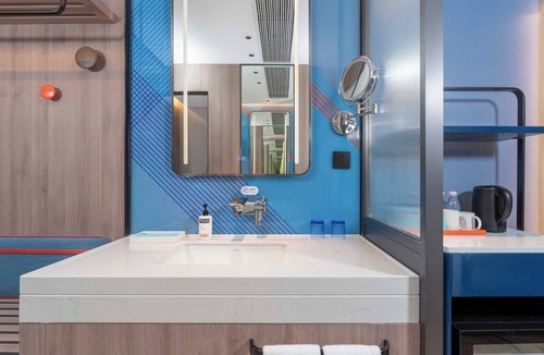 Shuangliu County Hotel | Holiday Inn Express Chengdu Shuangliu Airport by IHG